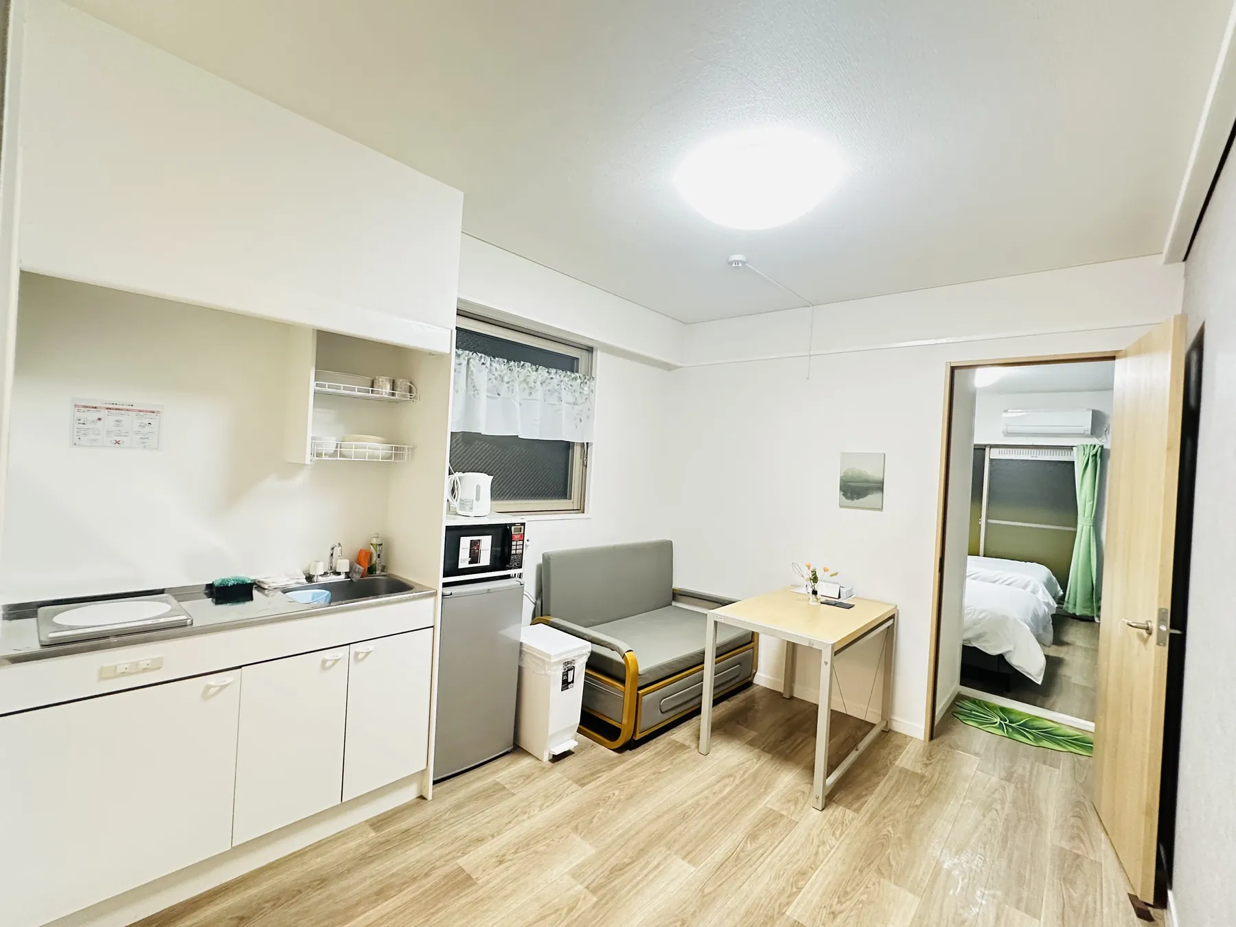 Ebisu House guest room